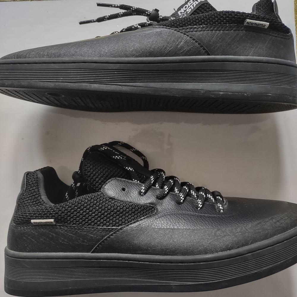 North Star Men's Shoe Size 8us